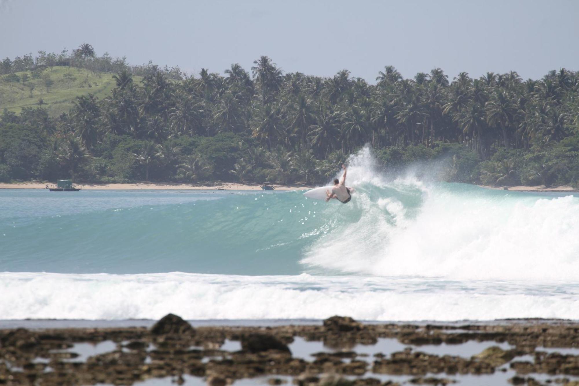 Hotel Oseda Nias Surf House Hilibotodane Esterno foto