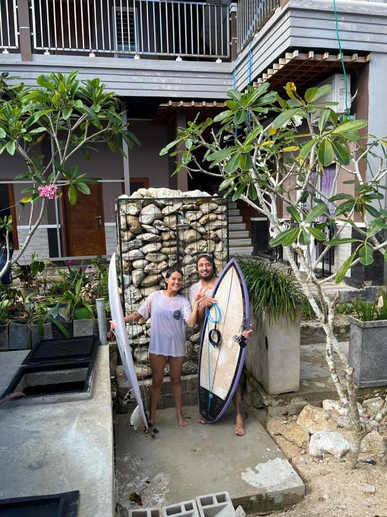 Hotel Oseda Nias Surf House Hilibotodane Esterno foto