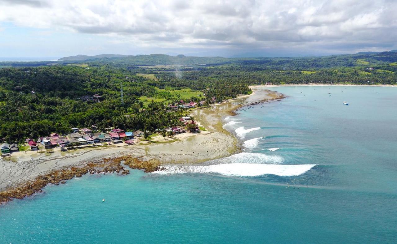 Hotel Oseda Nias Surf House Hilibotodane Esterno foto